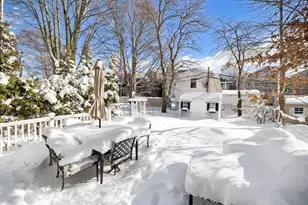 645 E 6th St, Boston, MA 02127 - Photo 38