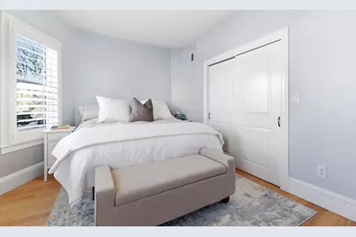 645 E 6th St, Boston, MA 02127 - Photo 16