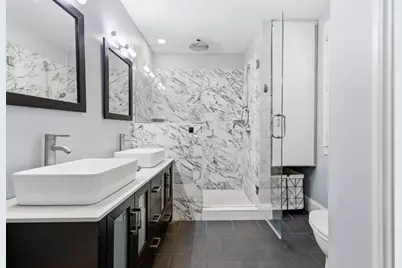 645 E 6th St, Boston, MA 02127 - Photo 14