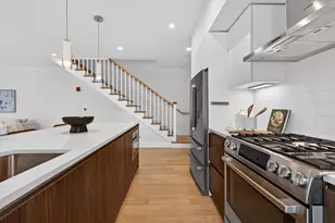260 Beacon, Somerville, MA 02143 - Photo 4
