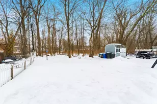 31-33 Vine St, Milford, MA 01757 - Photo 40