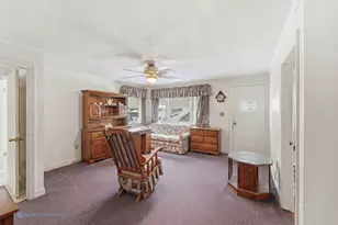 31-33 Vine St, Milford, MA 01757 - Photo 6