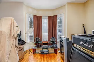 36 Brown St, Maynard, MA 01754 - Photo 10