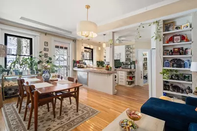 33 Westbourne Ter #4, Brookline, MA 02446 - Photo 2