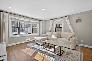 77 Wade St, Newton, MA 02461 - Photo 12