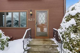 23 Scotty Hollow Dr, Chelmsford, MA 01863 - Photo 2