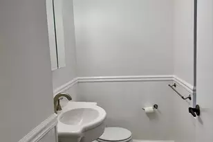 685 Oak St, Brockton, MA 02301 - Photo 16