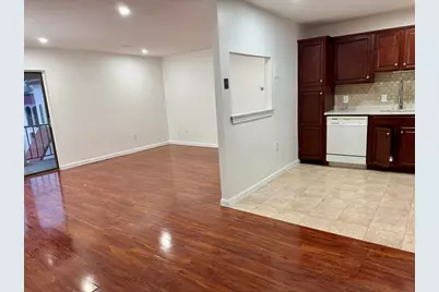 685 Oak St #12-11, Brockton, MA 02301 - Photo 4