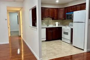 685 Oak St, Brockton, MA 02301 - Photo 4