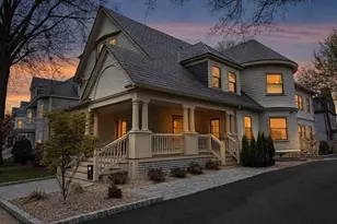 36 Osborne Rd, Brookline, MA 02446 - Photo 14