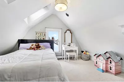 48 Malvern St #2, Melrose, MA 02176 - Photo 32