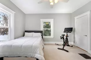 48 Malvern St, Melrose, MA 02176 - Photo 22