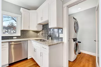 48 Malvern St #2, Melrose, MA 02176 - Photo 18