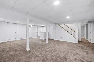 5 Post Rd, Foxboro, MA 02035 - Photo 34