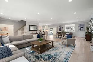 2 Lincoln Ct, Medfield, MA 02052 - Photo 2