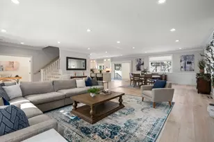 2 Lincoln Ct, Medfield, MA 02052 - Photo 2