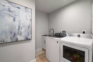 2 Lincoln Ct, Medfield, MA 02052 - Photo 32