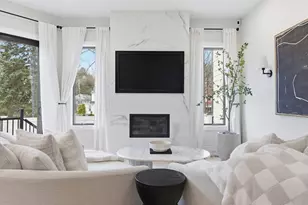 16-18 Josselyn Pl, Newton, MA 02461 - Photo 8