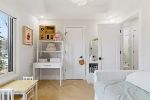 16-18 Josselyn Pl, Newton, MA 02461 - Photo 26