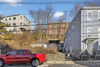 124 Leyden, Boston, MA 02128 - Photo 2