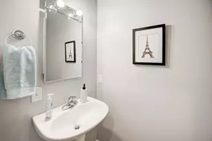 900 Lawrence St, Lowell, MA 01852 - Photo 6