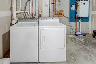 900 Lawrence St, Lowell, MA 01852 - Photo 26