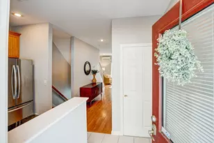 900 Lawrence St, Lowell, MA 01852 - Photo 2