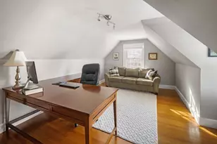 12 Yale St, Winchester, MA 01890 - Photo 24