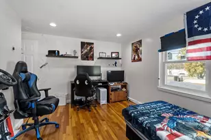 18 Dunham Rd, Beverly, MA 01915 - Photo 14