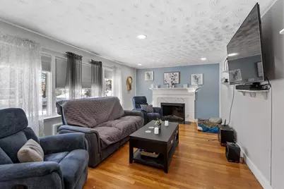 18 Dunham Rd, Beverly, MA 01915 - Photo 4