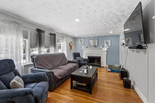 18 Dunham Rd, Beverly, MA 01915 - Photo 4