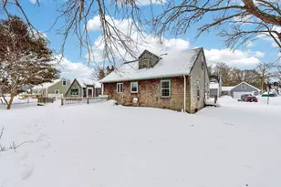 21 George St, Dartmouth, MA 02748 - Photo 8