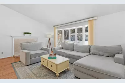 10 Rolling Lane, Framingham, MA 01701 - Photo 6