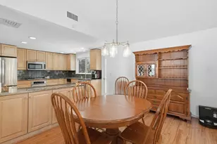 10 Rolling Ln, Framingham, MA 01701 - Photo 10