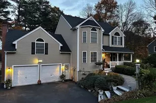 8 Wamsutta Ridge Dr, Charlton, MA 01507 - Photo 1