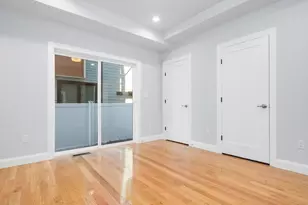 24 Tolman St, Waltham, MA 02453 - Photo 20