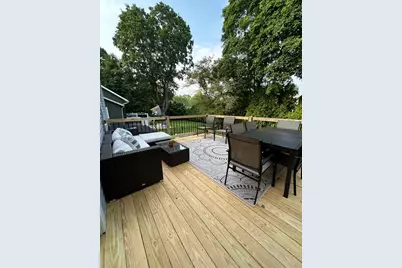 142 Sanders Ave, Lowell, MA 01851 - Photo 24