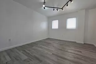 165 Cottage St, Chelsea, MA 02150 - Photo 10