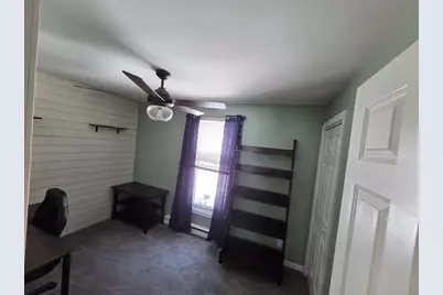 16 Evergreen Dr, Holyoke, MA 01040 - Photo 12