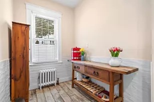 54 Clements Rd, Waltham, MA 02453 - Photo 6