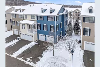 7 Moses Wheelock Ln #7, Westborough, MA 01581 - Photo 2