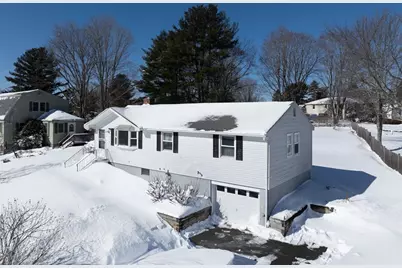 8 Apache Rd, Bellingham, MA 02019 - Photo 2