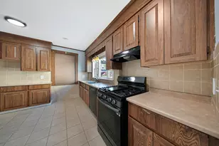 85 Kemper St, Quincy, MA 02170 - Photo 6