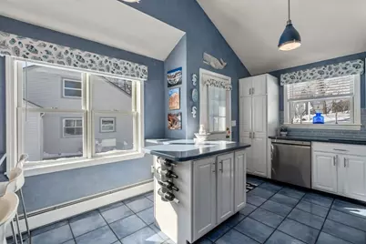 90 Bjorklund Ave, Worcester, MA 01605 - Photo 12