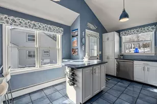 90 Bjorklund Ave, Worcester, MA 01605 - Photo 12