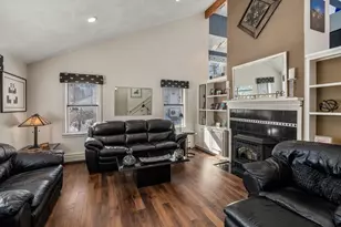 90 Bjorklund Ave, Worcester, MA 01605 - Photo 8