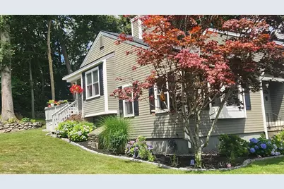 90 Bjorklund Ave, Worcester, MA 01605 - Photo 4