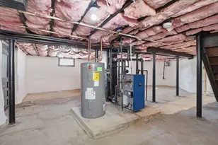 1034 Southbridge St, Worcester, MA 01610 - Photo 32