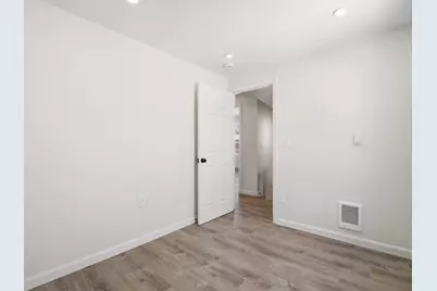 1034 Southbridge Street, Worcester, MA 01610 - Photo 22