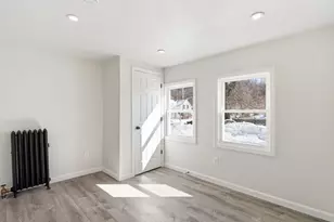 1034 Southbridge St, Worcester, MA 01610 - Photo 16